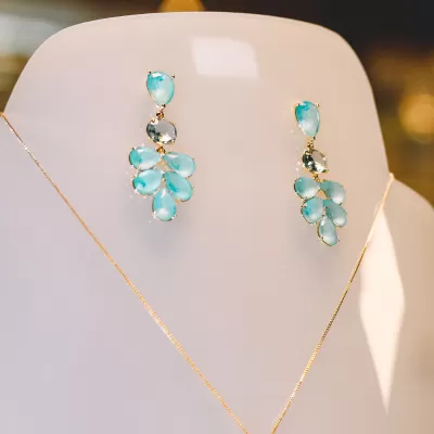 Brinco Folheado Ouro 18k e Cristal 