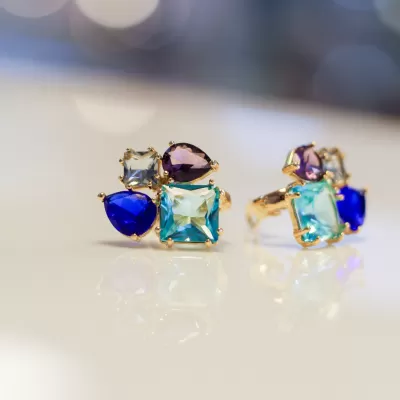 Brinco Folheado Ouro 18k e Cristal 