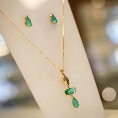 Conjunto Folheado Ouro 18k e Cristal 