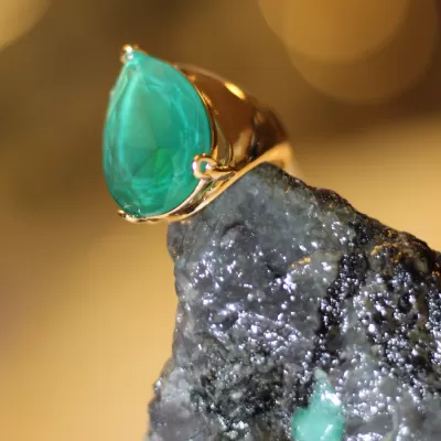 Anel Folheado Ouro 18k e Cristal 