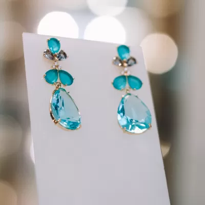 Brinco Folheado Ouro 18k e Cristal 