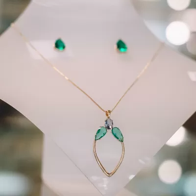 Conjunto Folheado Ouro 18k e Cristal 