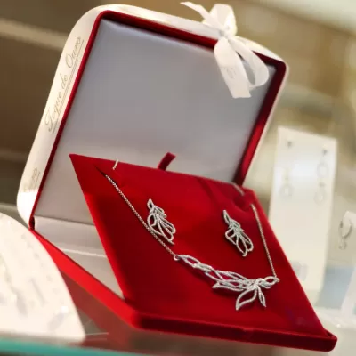 Conjunto Folheado Ouro 18k e Cristal 