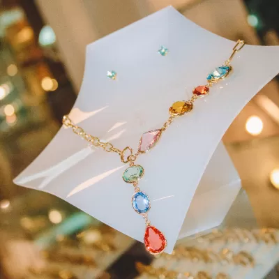 Colar Folheado Ouro 18k e Cristal 